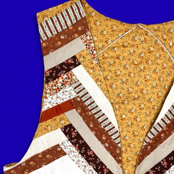 Vintage 70’s Handmade Brown Cream Patchwork Floral Cottage Reversible Vest - Picture 2 of 8
